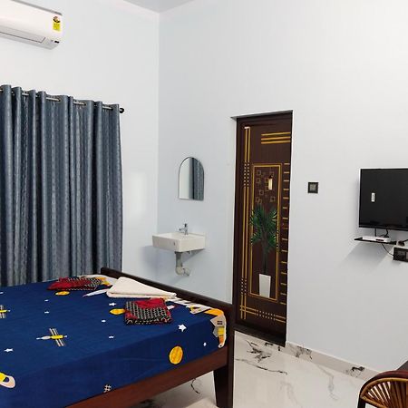 Vedhav Residency Hotell Kanyakumari Exteriör bild